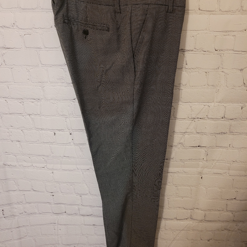 Slacks/pants